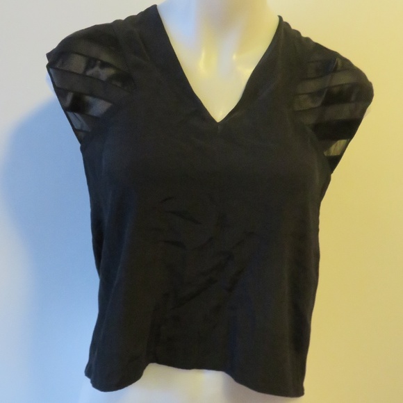Sandro Tops - NWT SLEEVELESS TOP BACK ZIPPER CLOSURE SZ: SM/US *